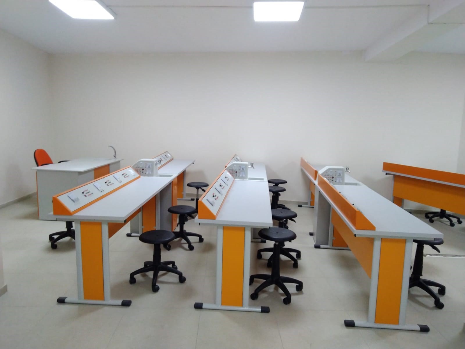 Kurumumuzdan Kareler