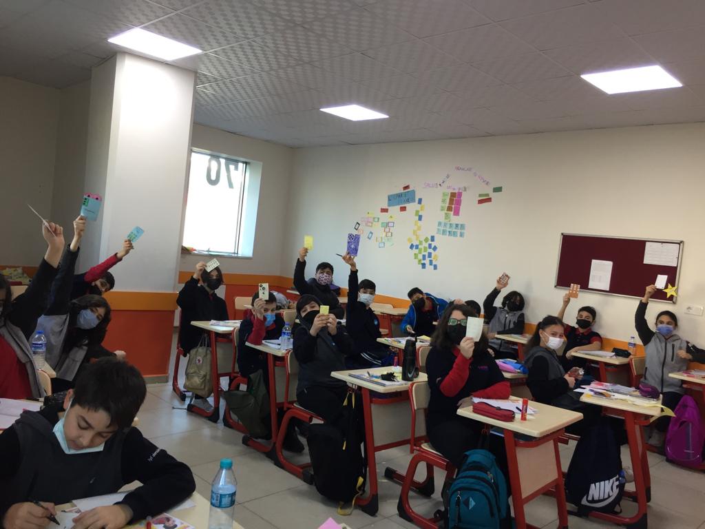 Kurumumuzdan Kareler